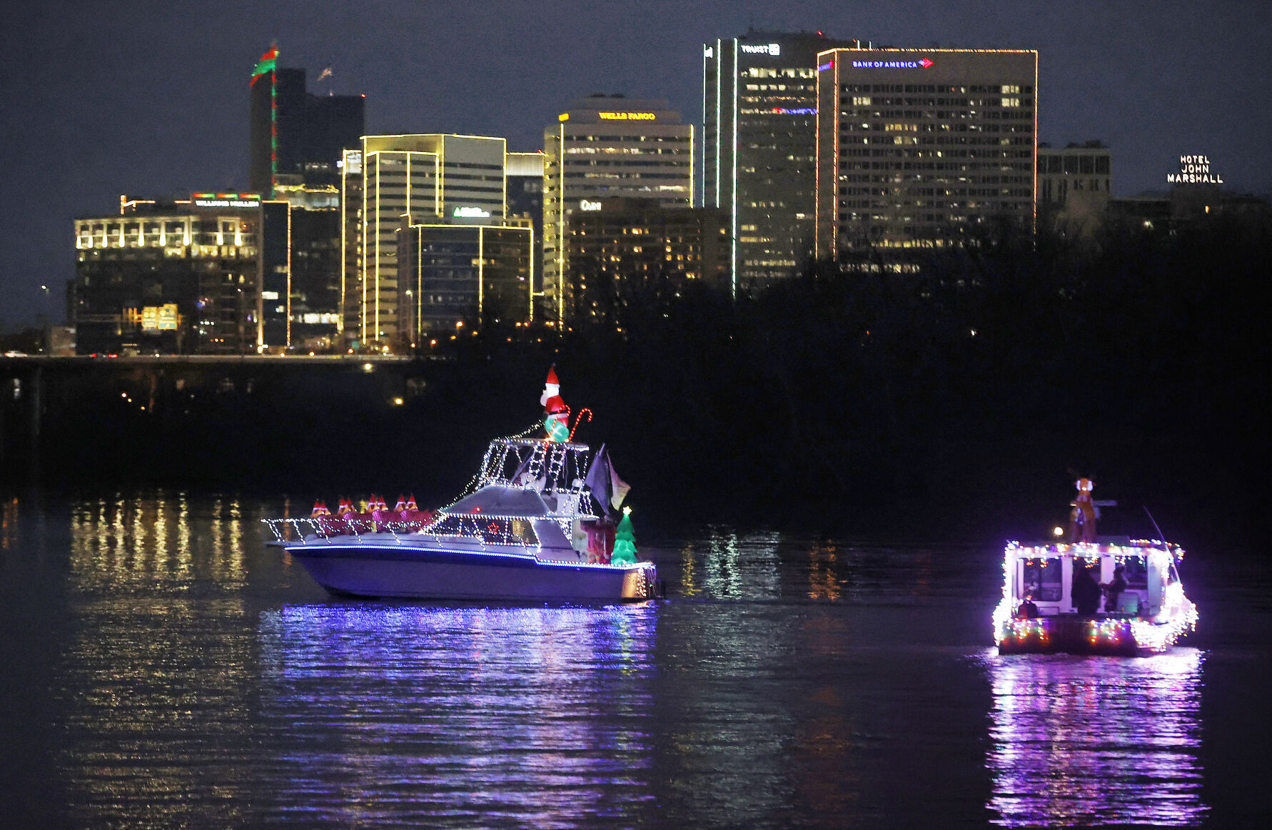 20221211_MET_BOTES_AWE01